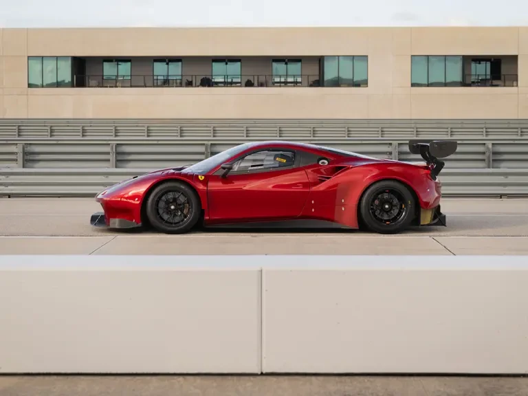 2017 Ferrari 488 GTB - Image 6 of 31