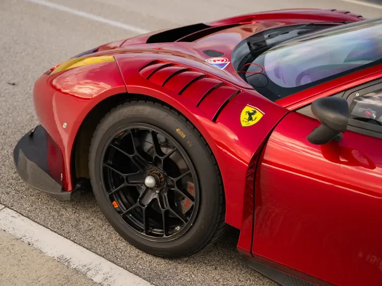 2017 Ferrari 488 GTB - Image 17 of 31