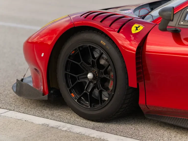 2017 Ferrari 488 GTB - Image 25 of 31