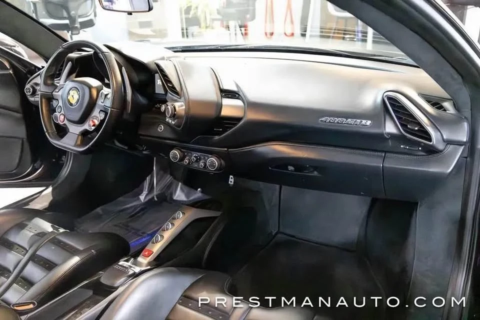 2017 Ferrari 488 GTB - Image 11 of 20