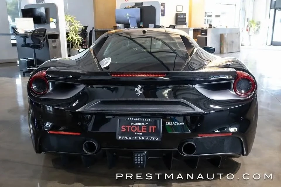 2017 Ferrari 488 GTB - Image 8 of 15
