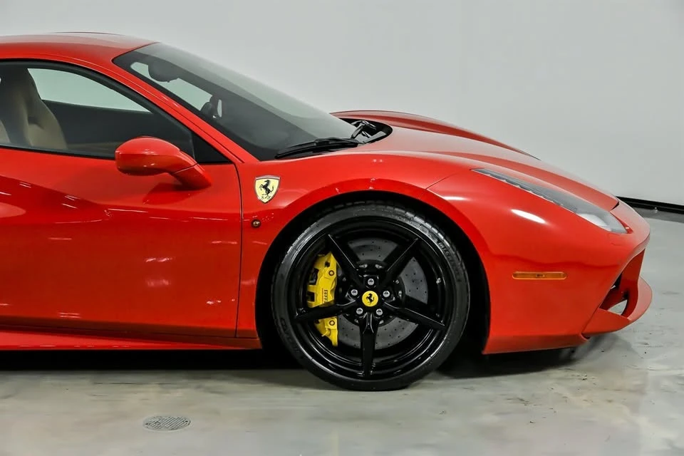 2017 Ferrari 488 GTB - Image 15 of 20