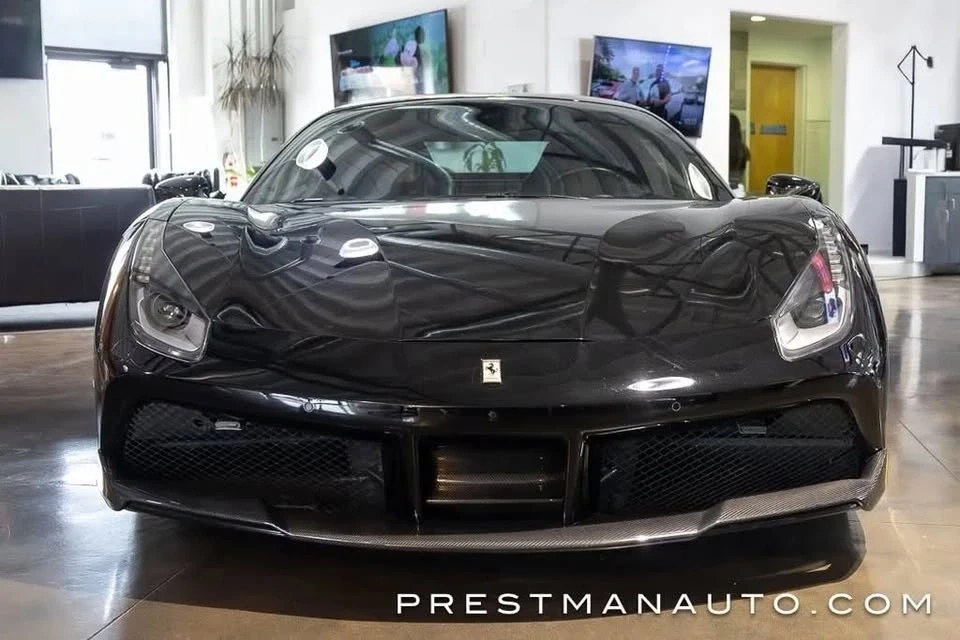 2017 Ferrari 488 GTB - Image 7 of 15