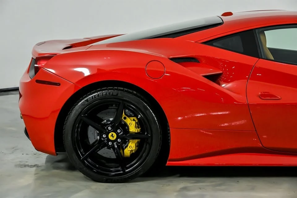 2017 Ferrari 488 GTB - Image 13 of 20