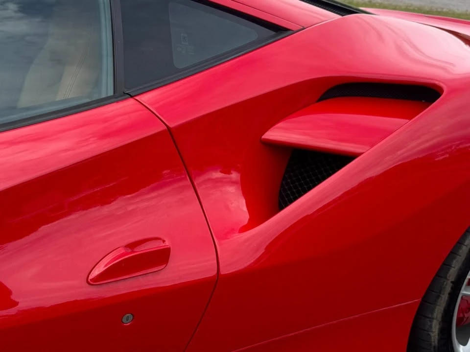 2017 Ferrari 488 GTB - Image 13 of 20