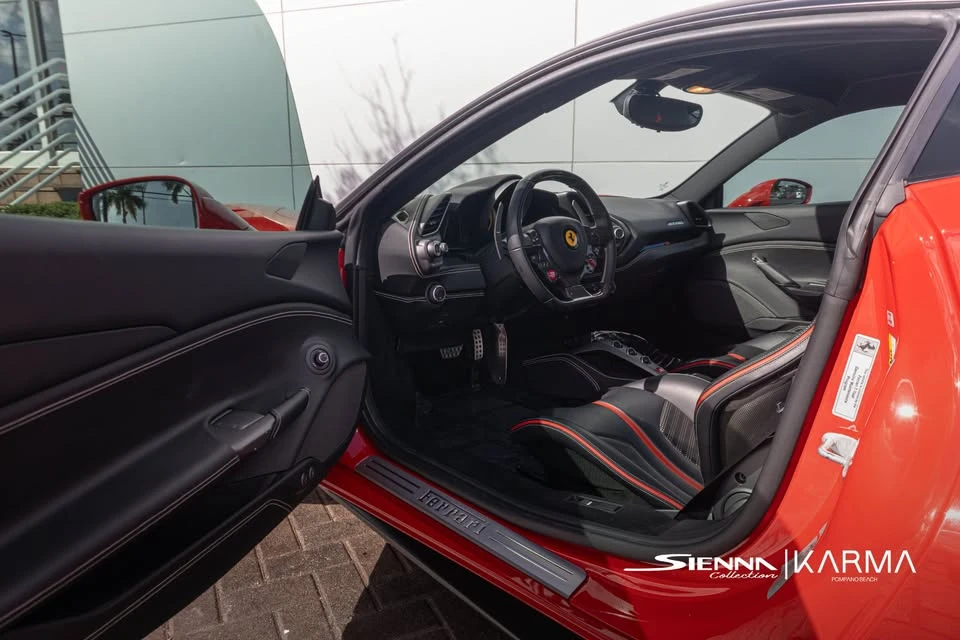 2017 Ferrari 488 GTB - Image 9 of 14