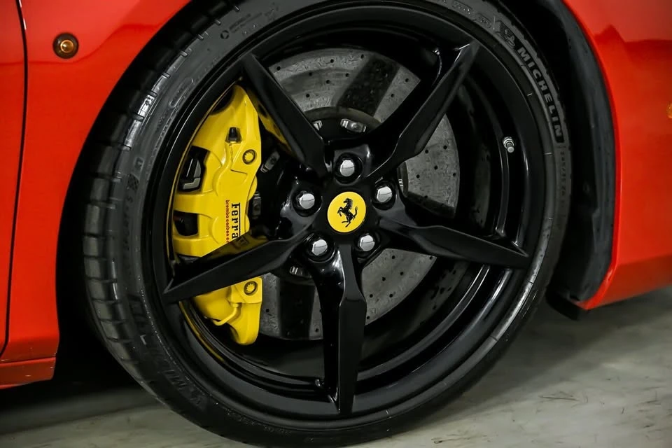 2017 Ferrari 488 GTB - Image 17 of 20