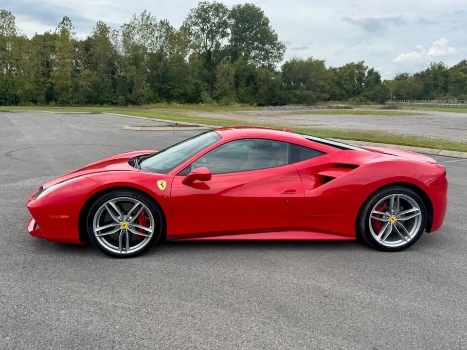 2017 Ferrari 488 GTB - Image 8 of 20