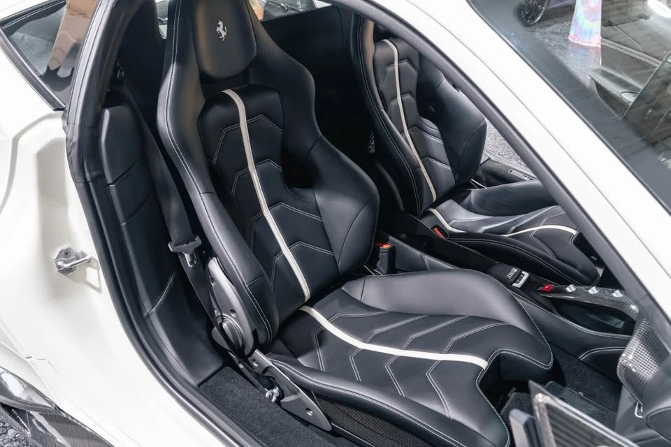 2017 Ferrari 488 GTB - Image 7 of 20
