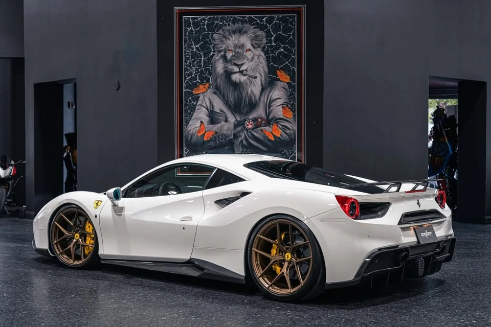 2017 Ferrari 488 GTB - Image 8 of 20