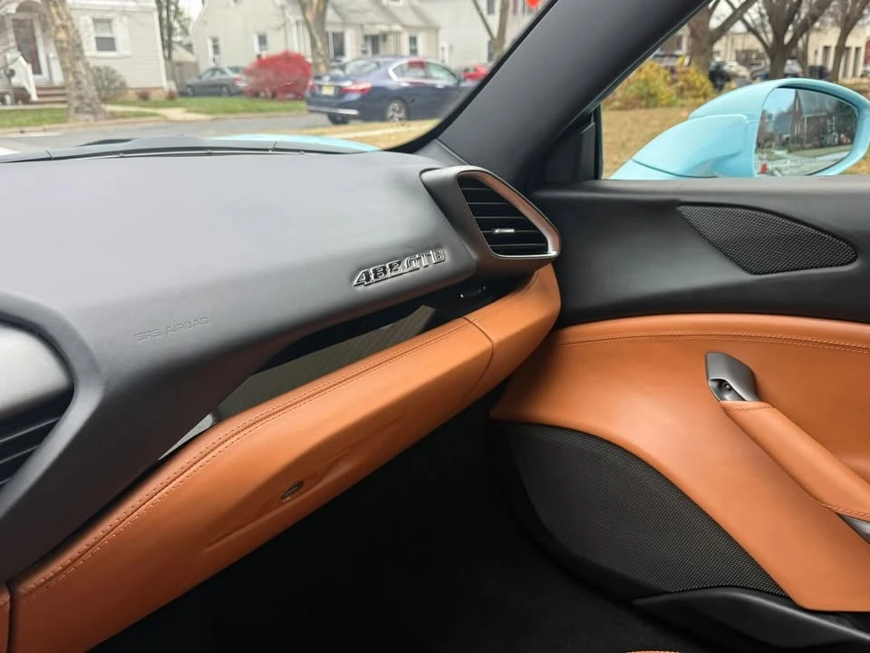 2017 Ferrari 488 GTB - Image 10 of 15