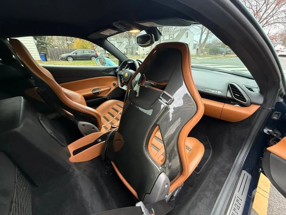 2017 Ferrari 488 GTB - Image 15 of 15