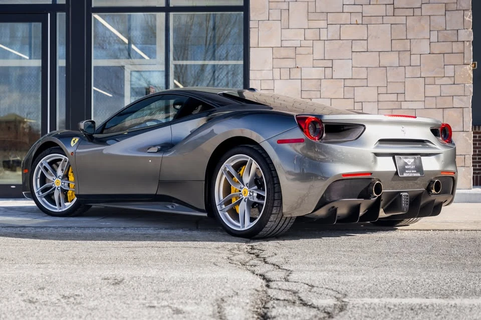 2017 Ferrari 488 GTB - Image 5 of 20