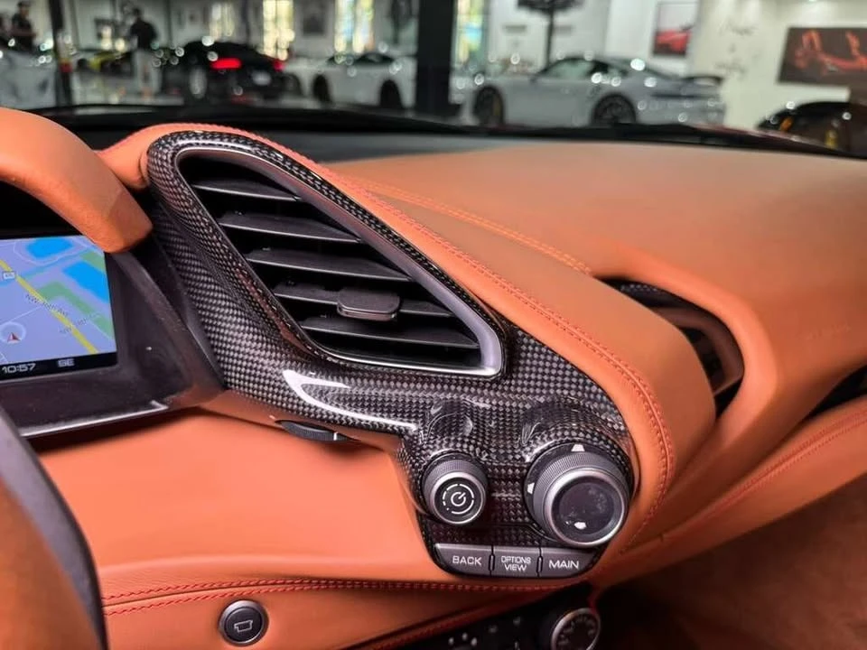2017 Ferrari 488 GTB - Image 11 of 20