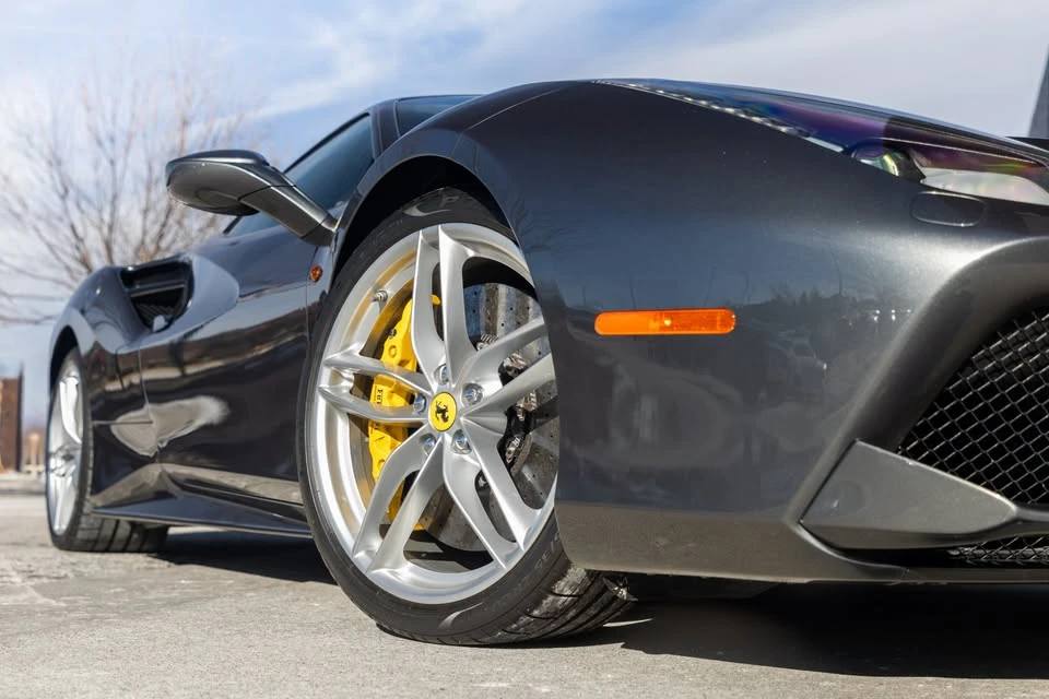 2017 Ferrari 488 GTB - Image 19 of 20