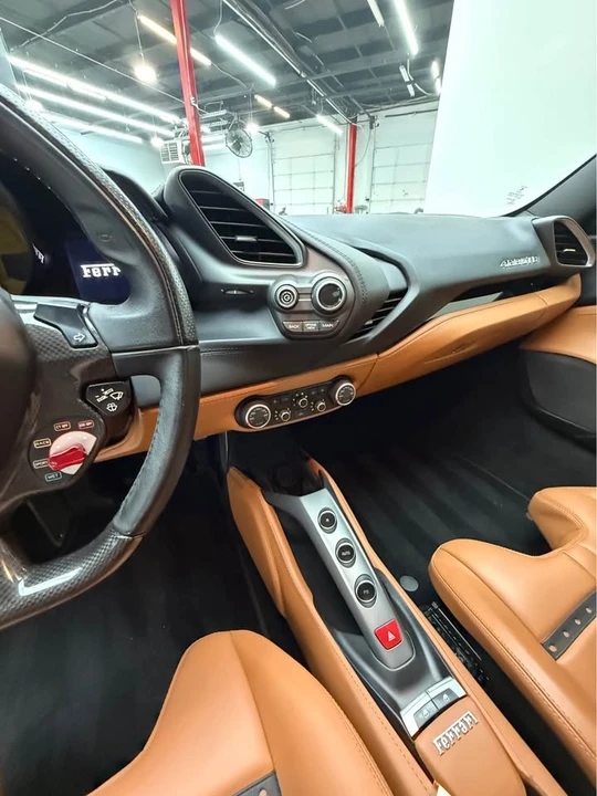 2017 Ferrari 488 GTB - Image 10 of 11