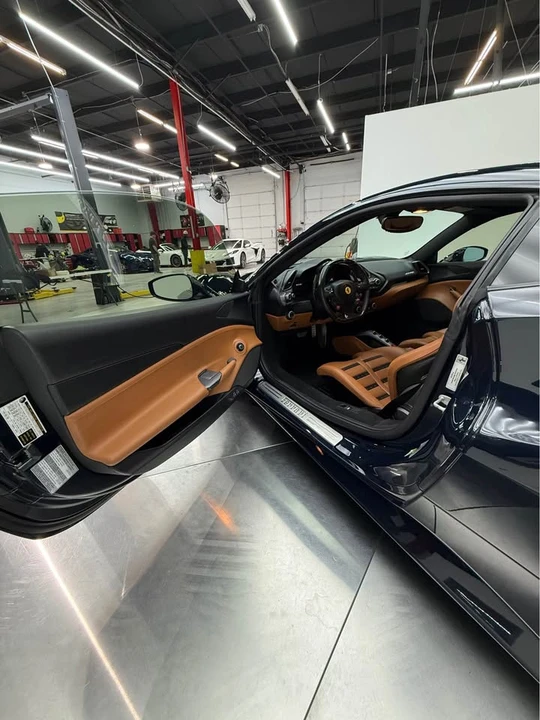 2017 Ferrari 488 GTB - Image 7 of 11