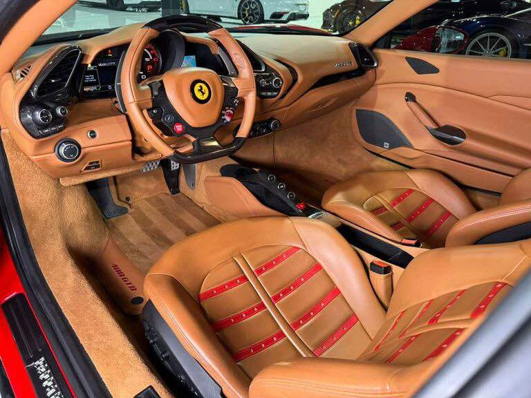 2017 Ferrari 488 GTB - Image 8 of 14