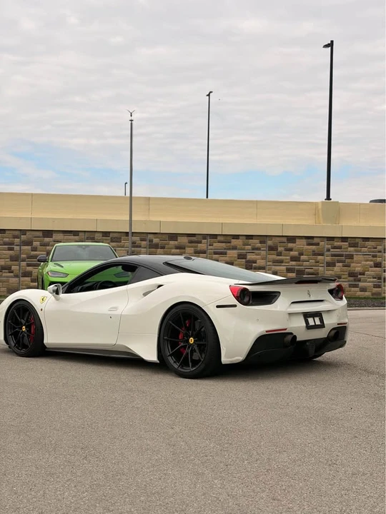 2017 Ferrari 488 GTB - Image 4 of 14