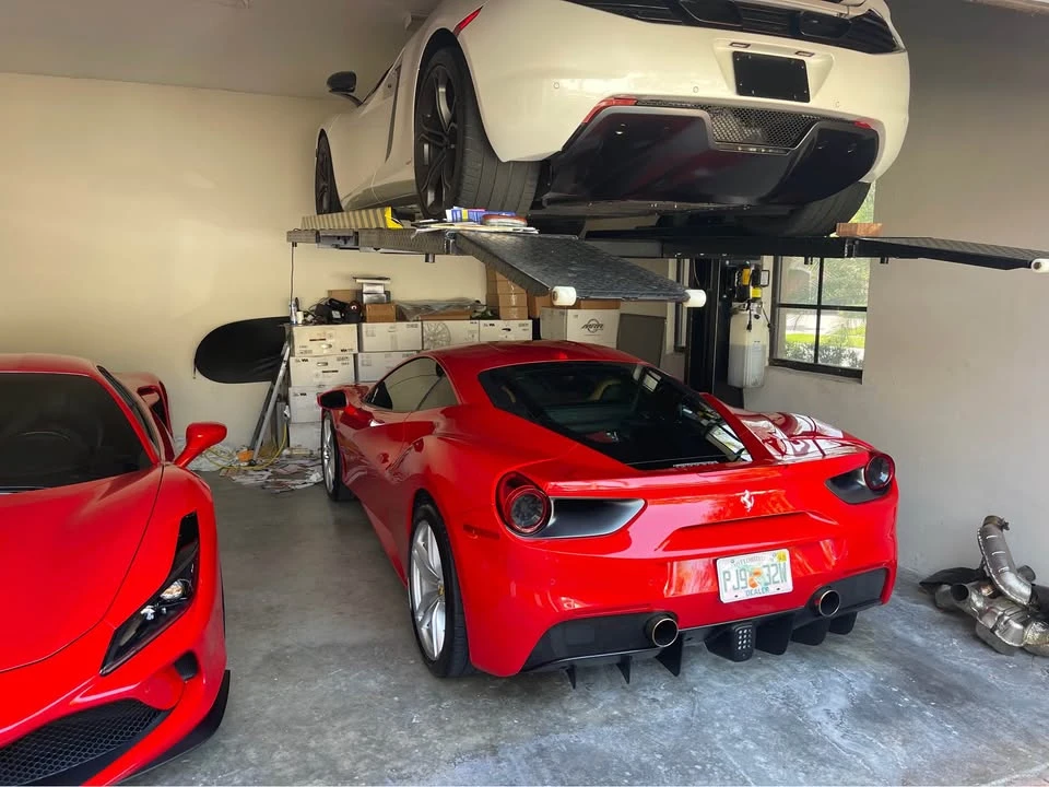 2017 Ferrari 488 GTB - Image 6 of 8