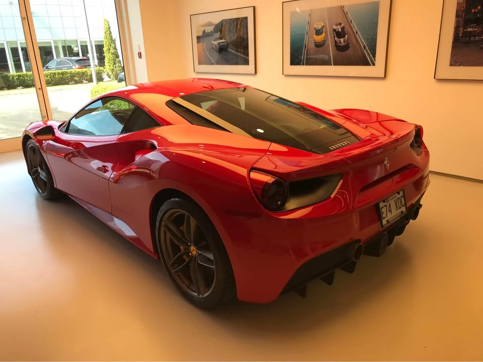 2017 Ferrari 488 GTB - Image 6 of 10