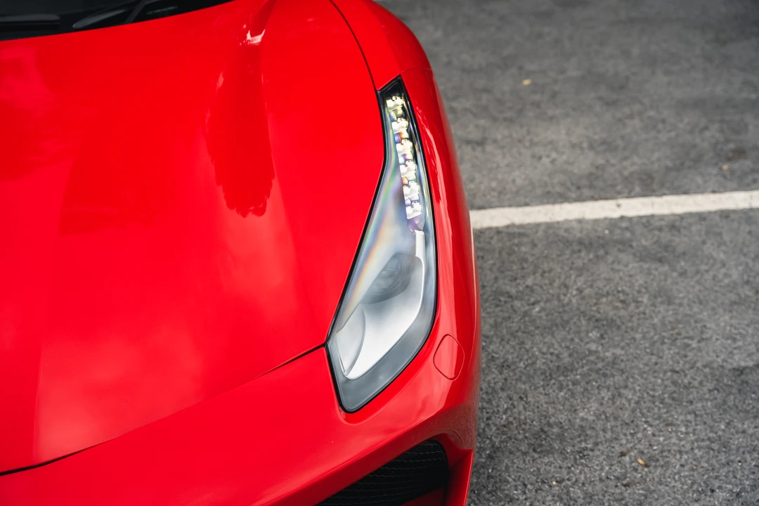 2017 Ferrari 488 GTB - Image 12 of 31