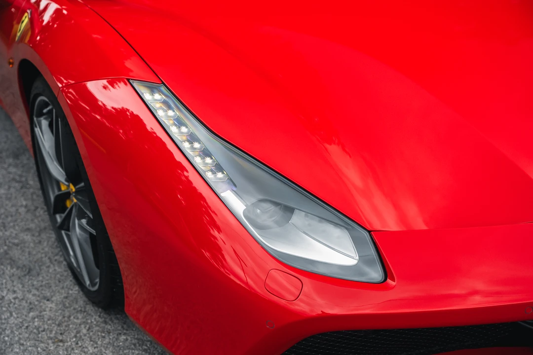 2017 Ferrari 488 GTB - Image 14 of 31