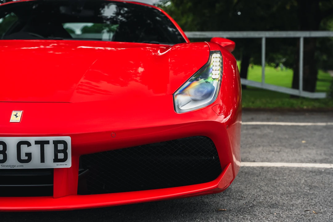 2017 Ferrari 488 GTB - Image 17 of 31