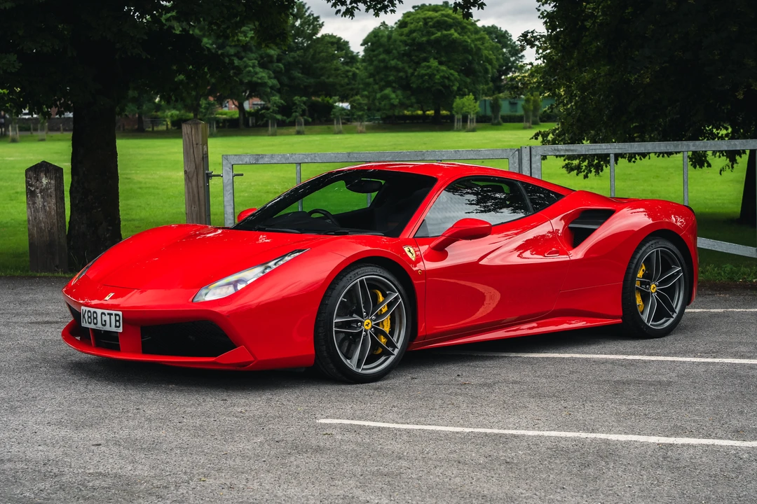 2017 Ferrari 488 GTB - Image 9 of 31