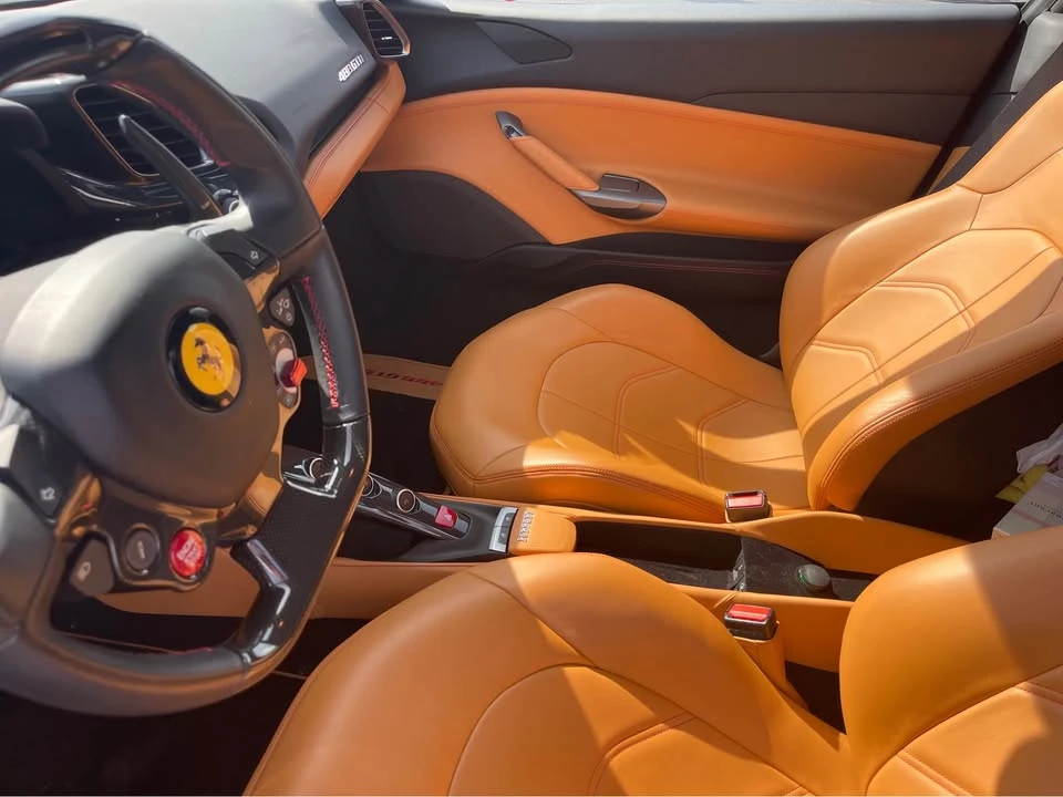 2017 Ferrari 488 GTB - Image 17 of 20