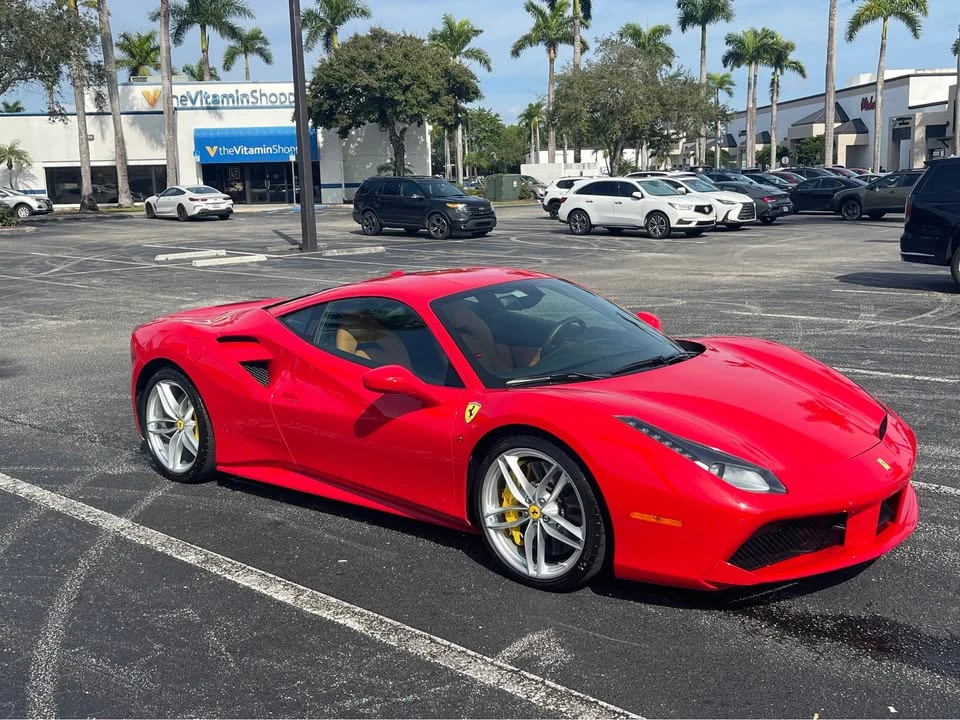 2017 Ferrari 488 GTB - Image 11 of 20