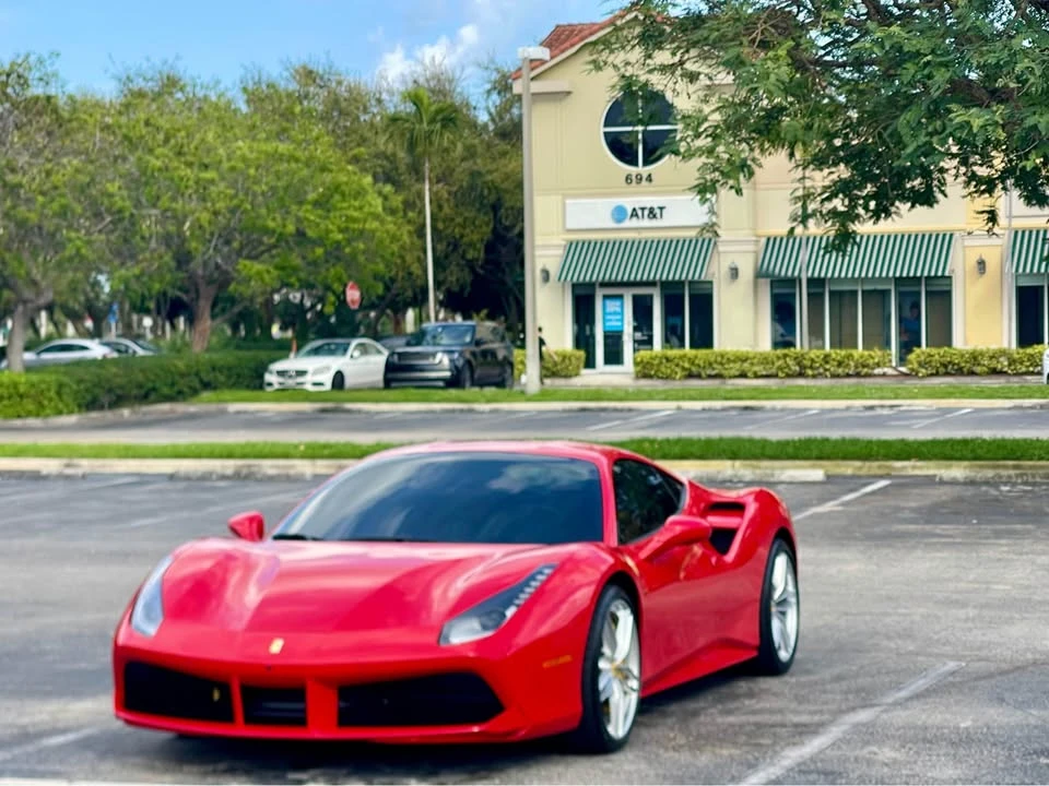 2017 Ferrari 488 GTB - Image 3 of 20