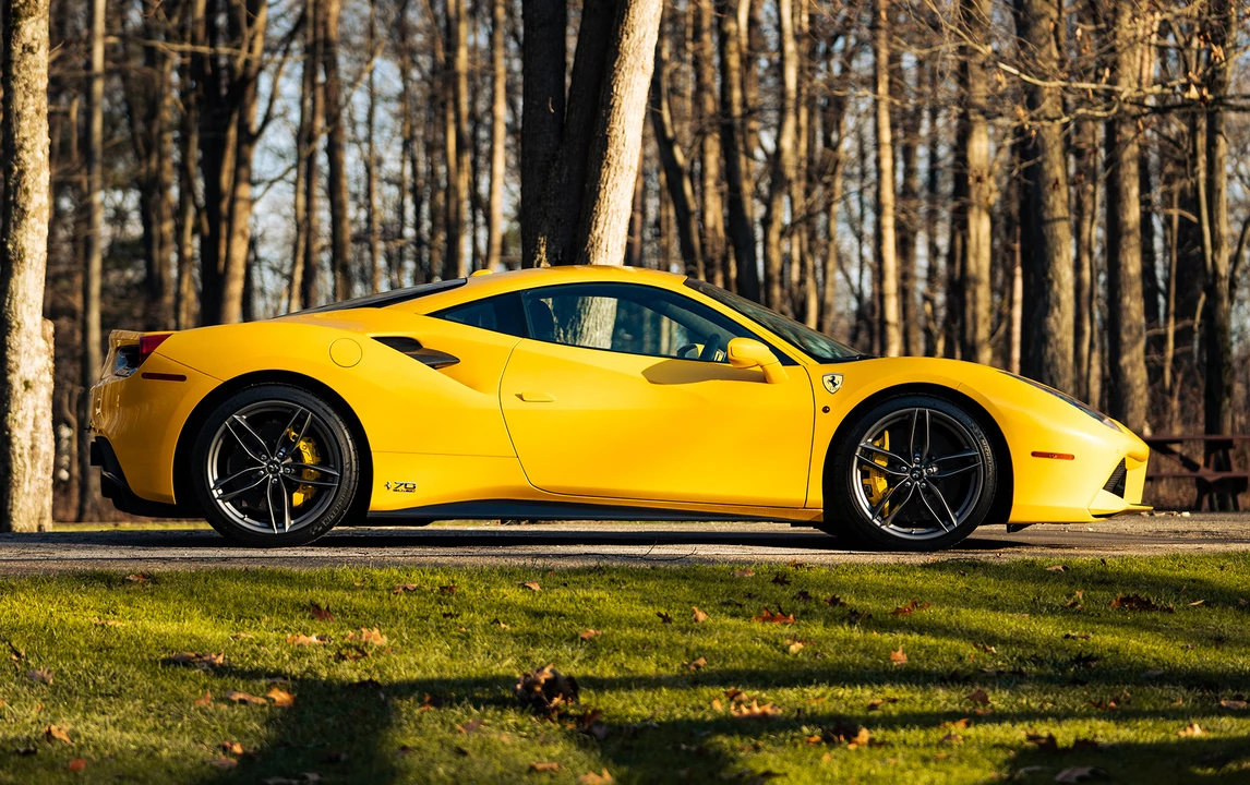 2017 Ferrari 488 GTB - Image 2 of 31