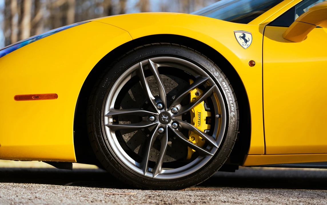 2017 Ferrari 488 GTB - Image 28 of 31
