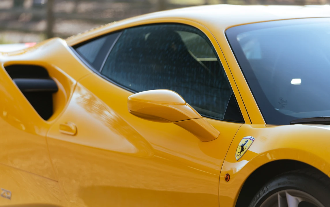 2017 Ferrari 488 GTB - Image 20 of 31