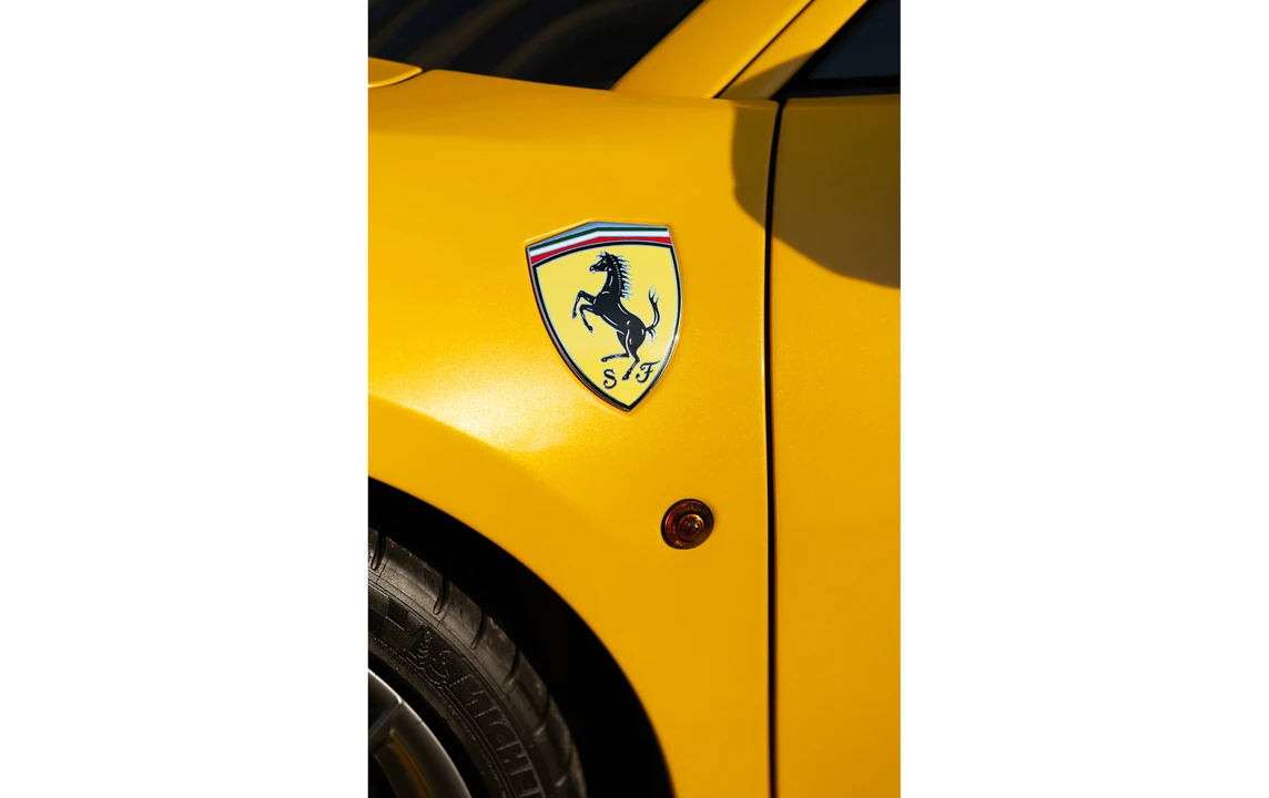 2017 Ferrari 488 GTB - Image 29 of 31