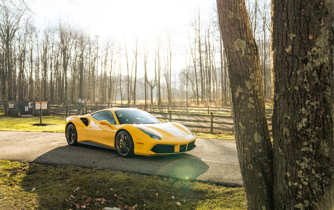 2017 Ferrari 488 GTB - Image 15 of 31