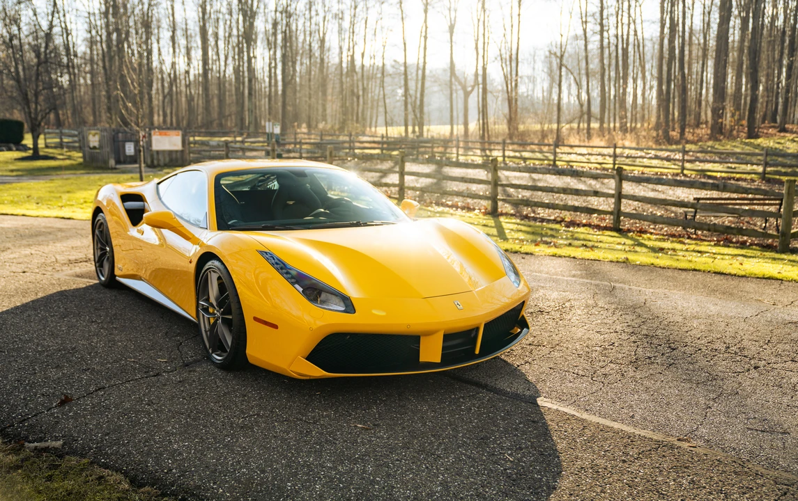2017 Ferrari 488 GTB - Image 13 of 31