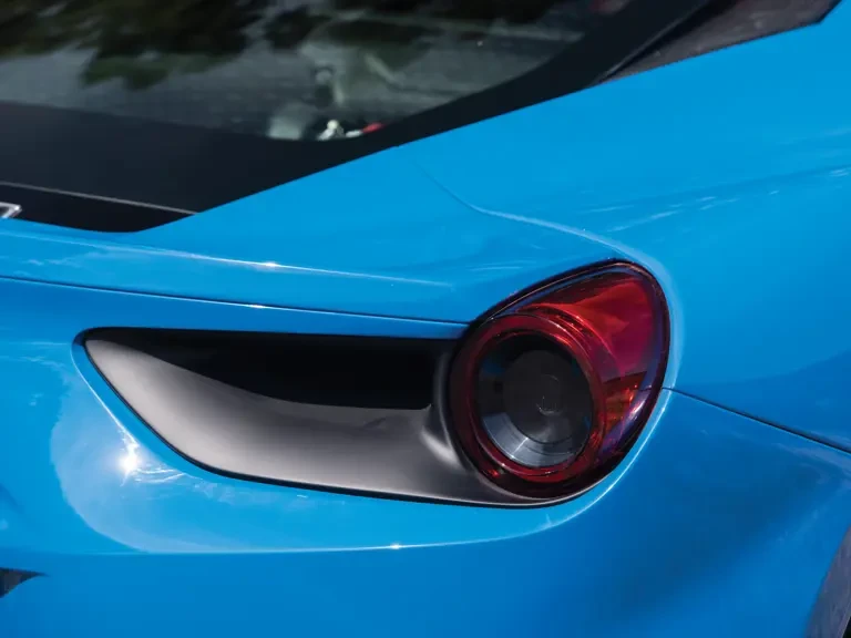 2017 Ferrari 488 GTB - Image 27 of 31