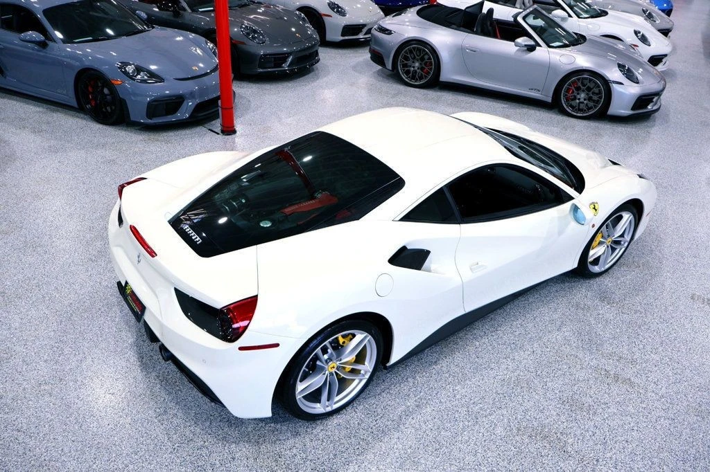 2017 Ferrari 488 GTB - Image 7 of 12
