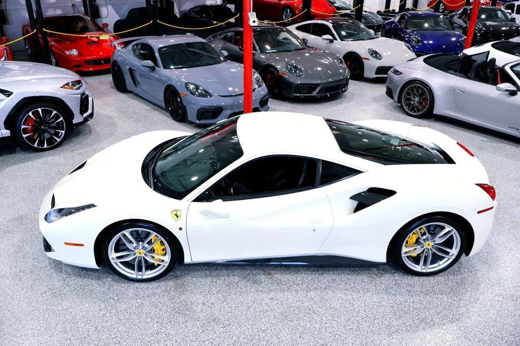 2017 Ferrari 488 GTB - Image 8 of 12