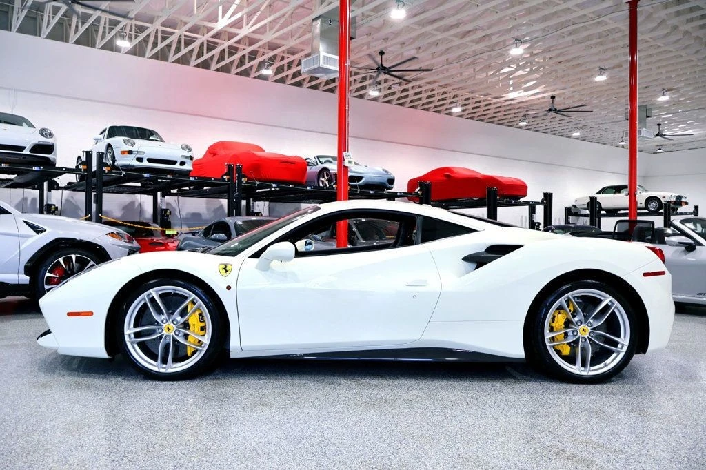 2017 Ferrari 488 GTB - Image 2 of 12