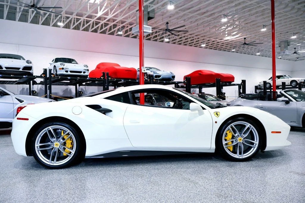 2017 Ferrari 488 GTB - Image 12 of 12