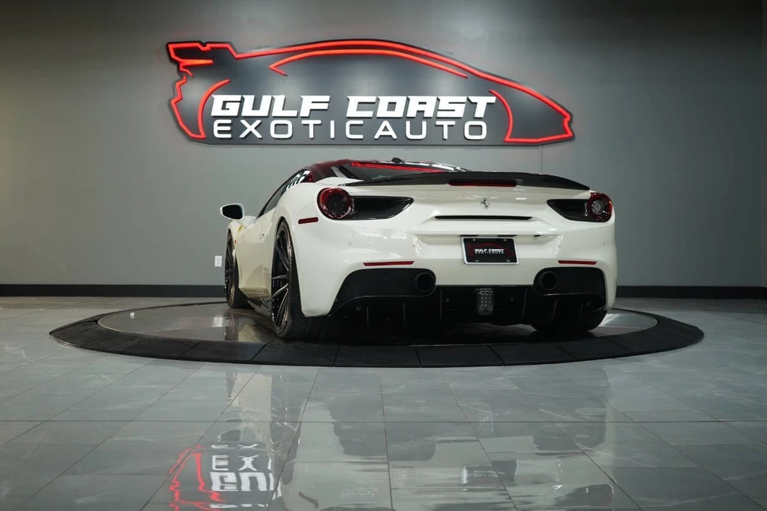 2017 Ferrari 488 GTB - Image 10 of 12