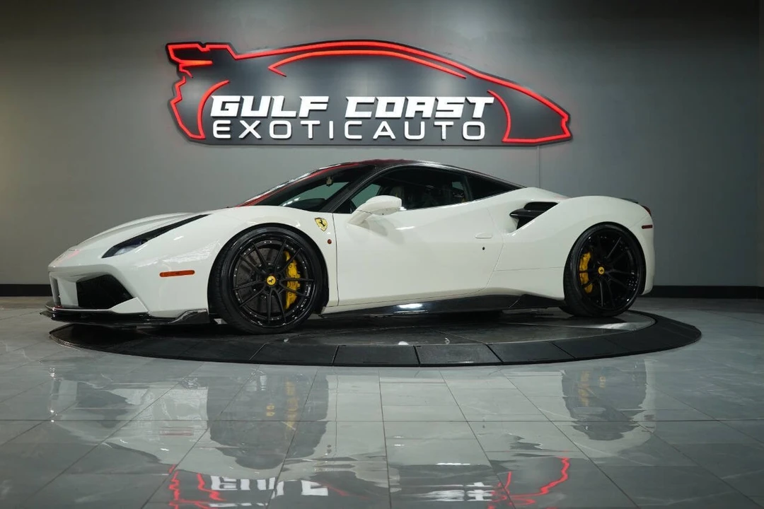 2017 Ferrari 488 GTB - Image 4 of 12