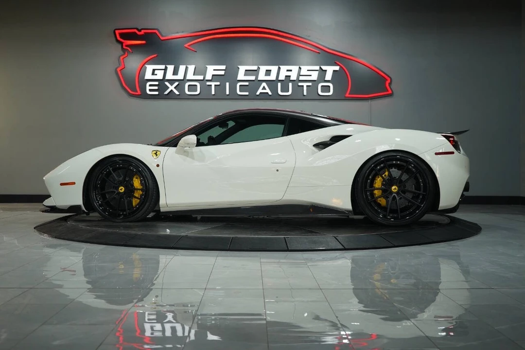 2017 Ferrari 488 GTB - Image 6 of 12