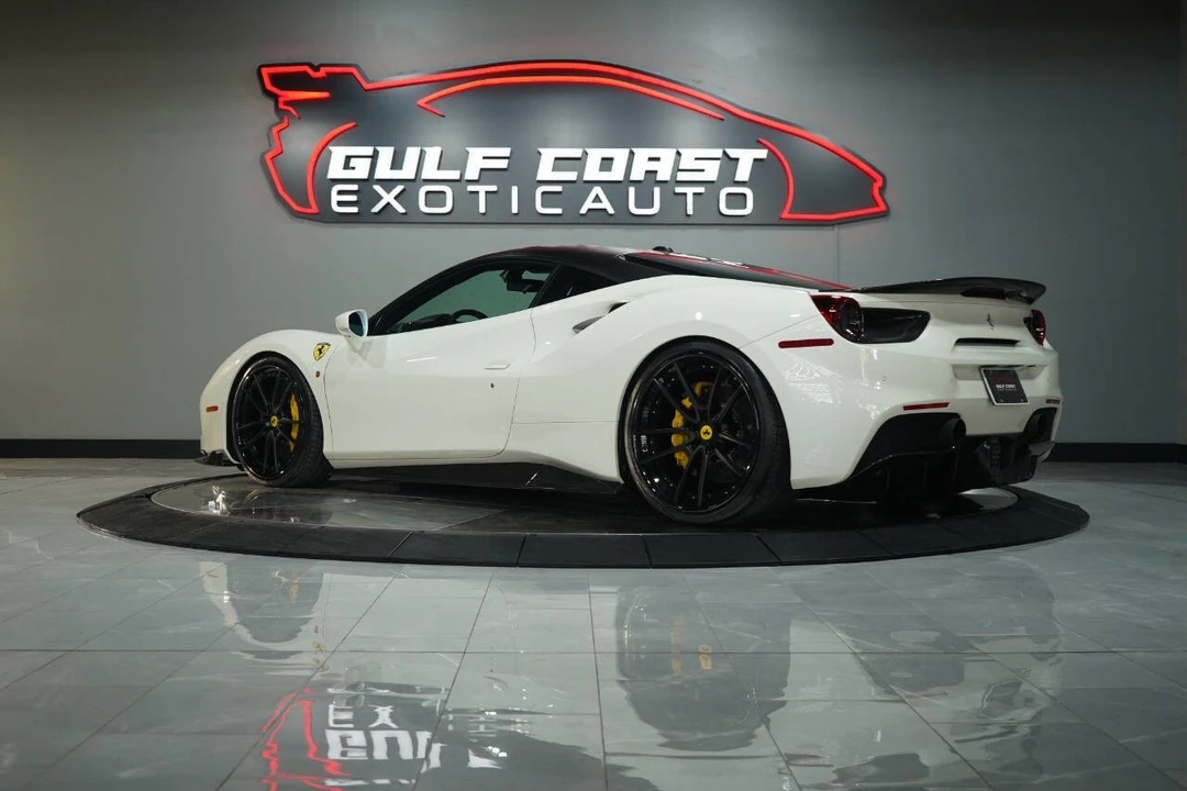 2017 Ferrari 488 GTB - Image 8 of 12