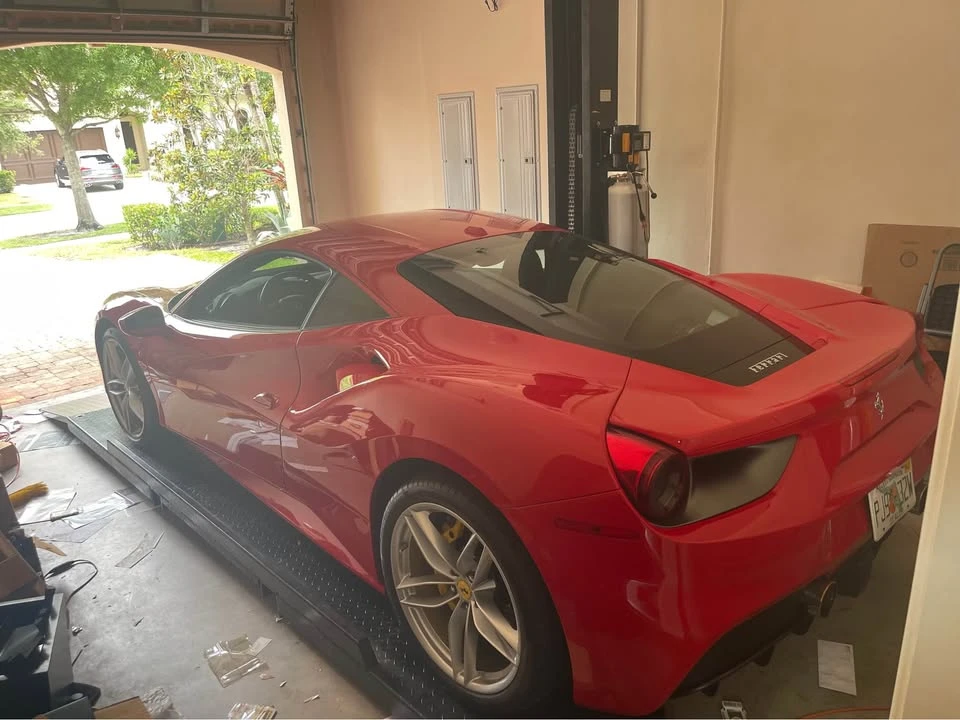 2017 Ferrari 488 GTB - Image 14 of 16