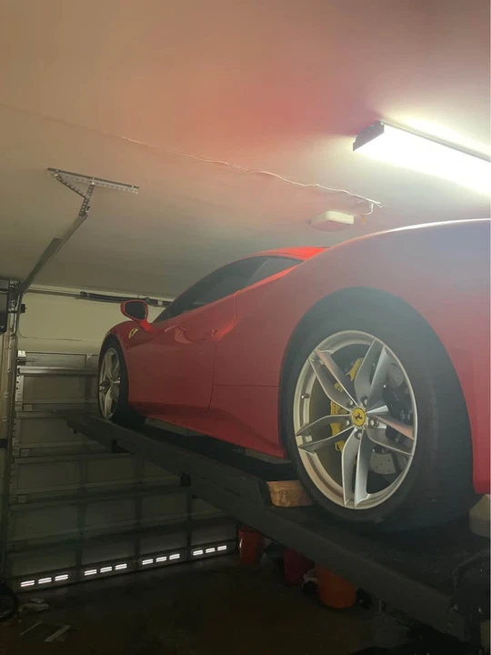 2017 Ferrari 488 GTB - Image 16 of 16