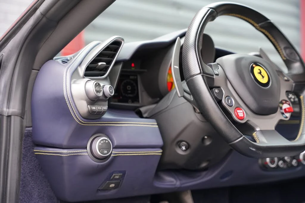2017 Ferrari 488 GTB - Image 19 of 31